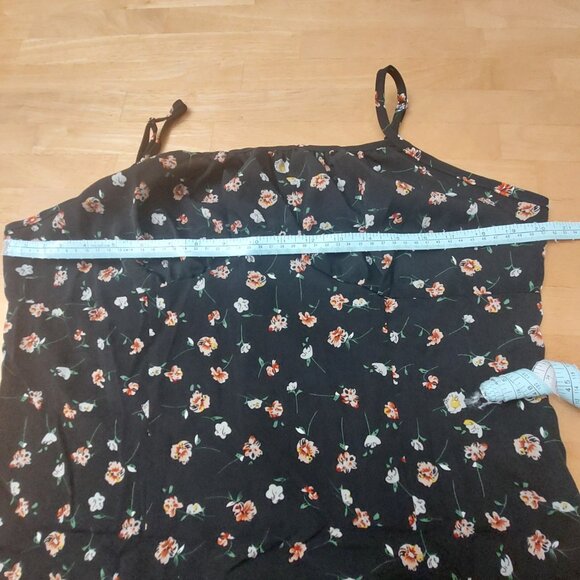 Women's Allover Floral Graphic Split Hem Cami Dress NWOT - Picture 10 of 13
